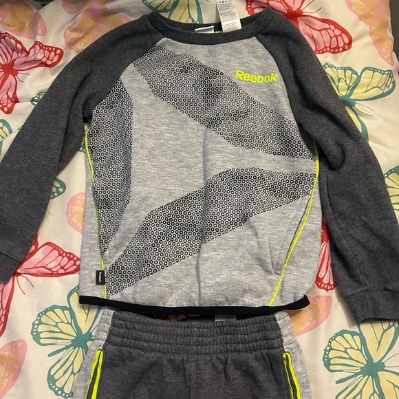 Reebok 2 piece joggers set - Picture 5 of 5